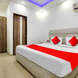 O Av Continental Hotel